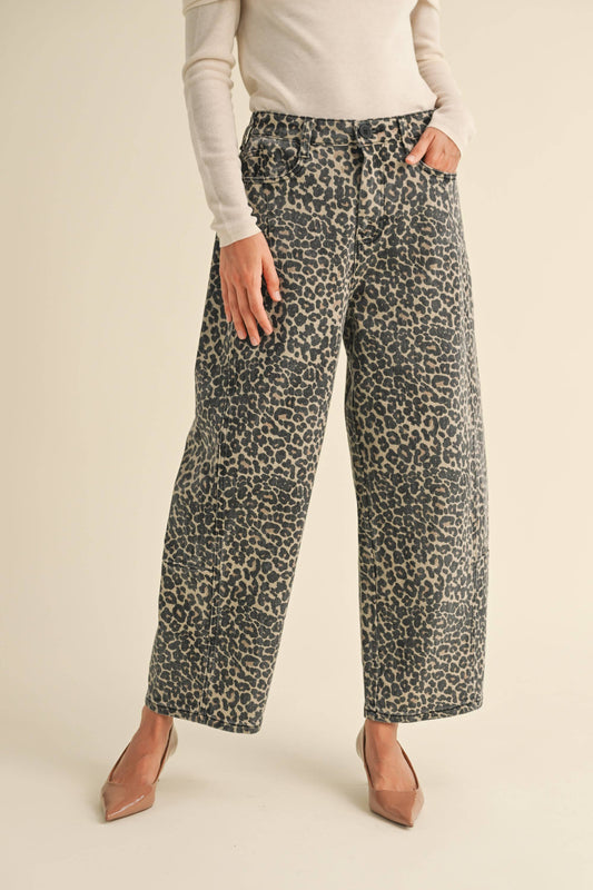 Leopard Barrel Jeans