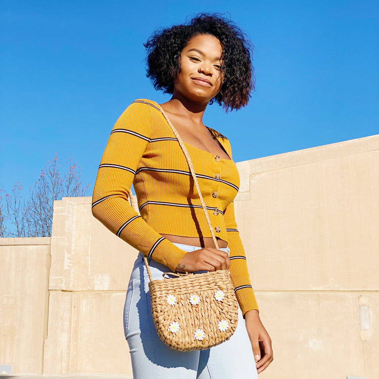 Daisy Straw Crossbody Bag